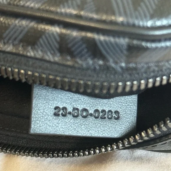 ❤️🔥SOLD❤️🔥DIOR 2023 Saddle Triple Pouch Diamond Pattern Crossbody Unisex Bag - Picture 14 of 17